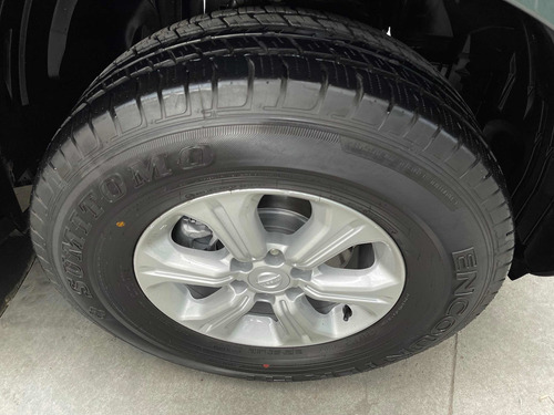 Imagen 10 de 15 de Nissan Np300 Frontier 2019 2.5 Le Aa Mt