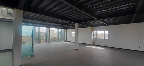 En Renta San Lorenzo Tepaltitlan, Edificio De 2 Plantastoluca