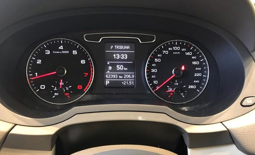 Audi Q3 Tfsi Attraction 2.0 Branco 2014/15