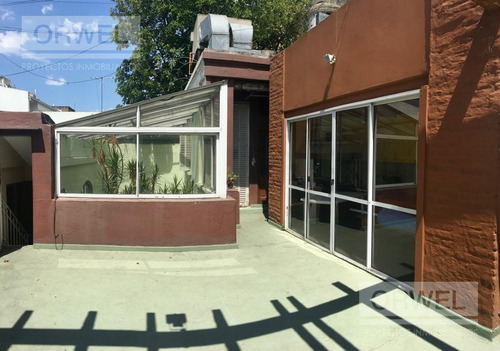 Imagen 15 de 17 de Venta - Hermosa Casa En Paternal - Cochera - Terraza C/parrilla