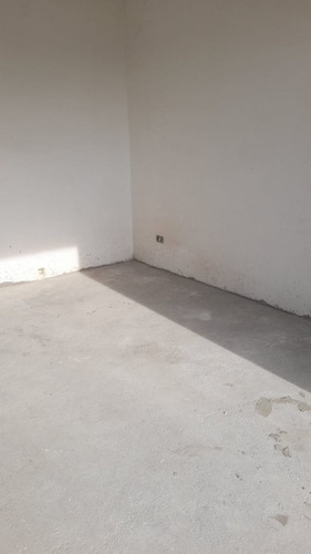 Imagem 21 de 27 de Casa De 4 Suites, 2 Salas, Escritorio, 2 Garagens - Ca2253