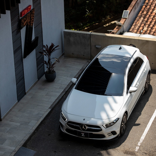 Imagen 2 de 19 de Mercedes-benz Clase A A200 1.4 Turbo