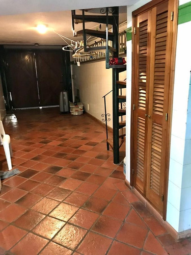 Imagen 26 de 27 de Casa - Mart.-vias/libert.