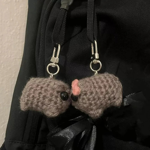 Llavero Tejido A Mano, Diseño Triste En Forma De Muñeca