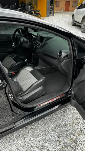 Ford Fiesta 1.6 Hatchback St