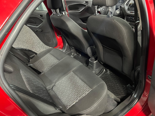 Imagen 13 de 15 de Ford Ka