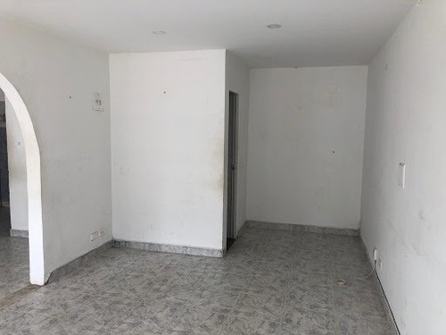 Imagen 10 de 12 de Locales En Arriendo Barzal Alto 476-970