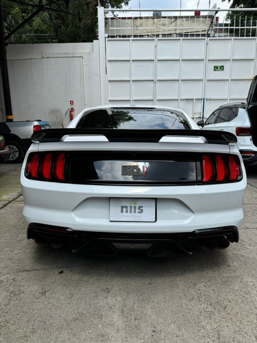 Mustang Mach 1