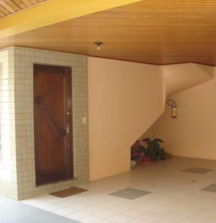 Casa Com 3d No Bairro Menino Deus - 712