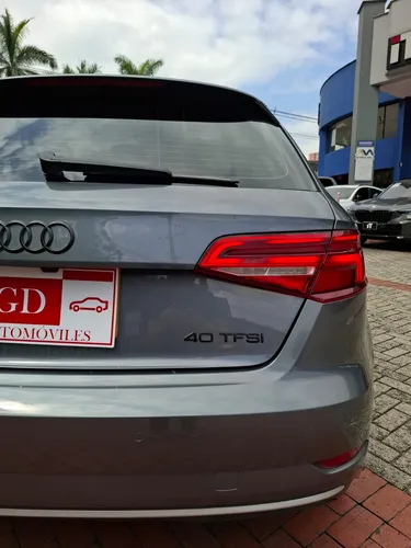 Audi A3 2.0 Progressive 5 p