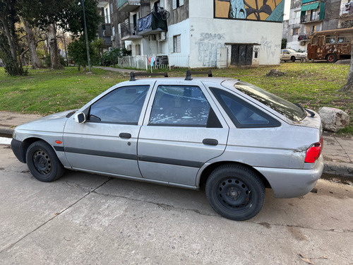 Ford Escort 1.8 Clx D