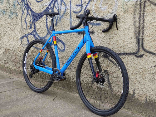 Bicicleta Gravel Aluminio Aganza Personalizada