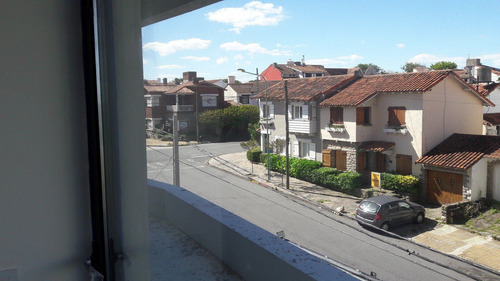 Imagen 24 de 30 de Departamento De 4 Ambientes - Vista Al Mar Roca 100