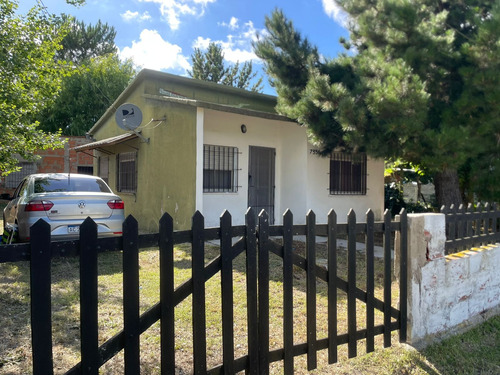 3 Ambientes Con Jardín A 10 Cuadras De La Playa