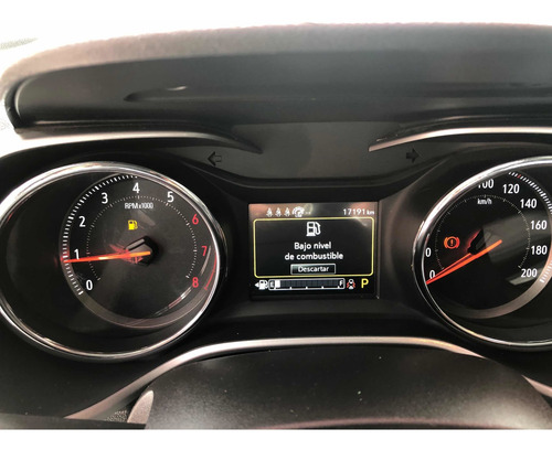 Imagen 10 de 15 de Chevrolet Tracker Paquete D 2021 Plata