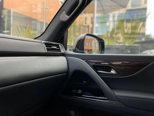 Lexus Lx600 Ultra Luxury