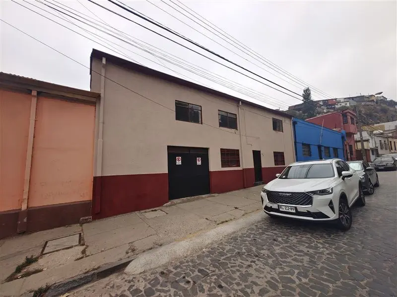 Imagen 2 de 23 de Gran Oportunidad De Inversión | Casa 5d En Valparaíso