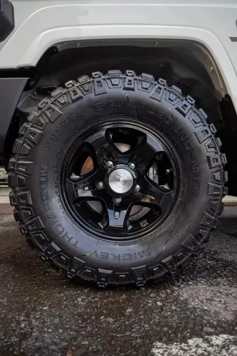 Toyota Lc79 2.8 L At 2024