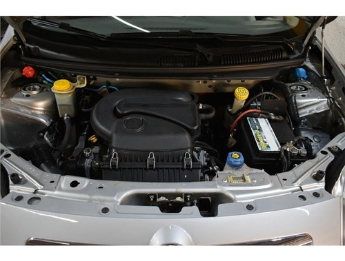 Imagem 14 de 15 de Fiat Palio 1.4 Mpi Attractive 8v Flex 4p Manual