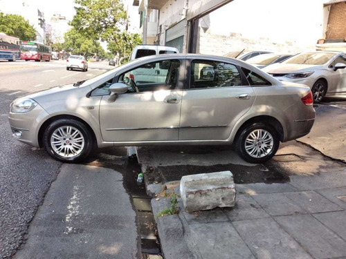 Imagen 10 de 16 de Fiat Linea 2011 1.8 Essence 130cv