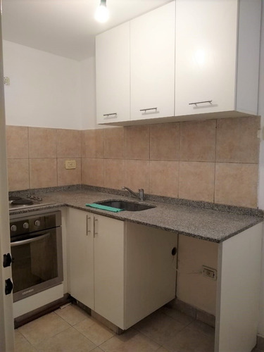 Imagen 9 de 11 de Oportunidad De Venta Departamento 2 Ambientes En Pilar