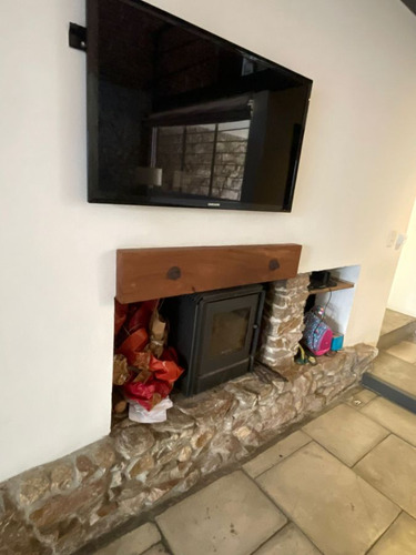 Casa Prox. Soca Y Rivera. Patio Con Parrillero. 2 Garajes. Calle Tranquila