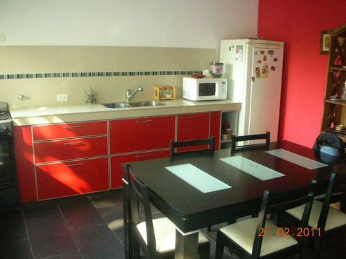Imagen 12 de 14 de Triplex En Venta En Villa Udaondo