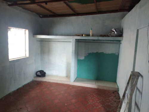 Imagen 14 de 21 de Se Alquila Anexo 85m2 3h/2b Catia