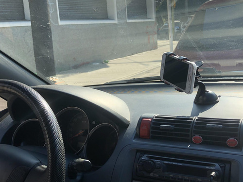 Imagen 2 de 9 de Porta Celular Soporte Auto Tipo Pinza Y Sopapa Tablero Ganch