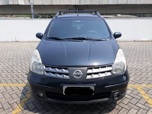 Imagem 1 de 7 de Nissan Livina