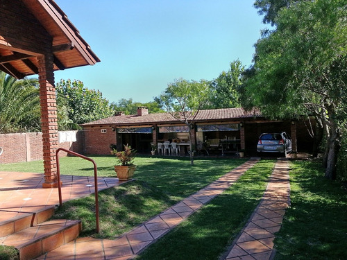 Imagen 10 de 14 de Piriápolis Amplio Chalet Para 9 Personas, 4 Dor., Wi-fi, Aire, Gran Barbacoa, Todas Las Comodidades, Etc.