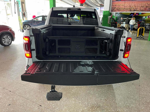 Imagen 6 de 15 de Ram Ram 1500 2021 5.7 Mild-hybrid Laramie Sport Crew Cab 4x4