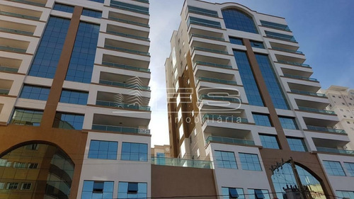 Imagem 1 de 15 de Beverly Hills Residence - 1775