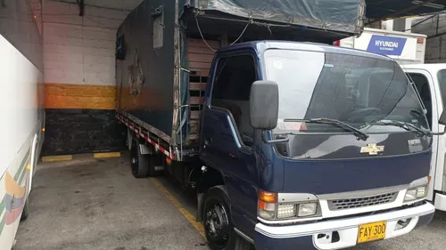 Vendo Chevrolet Npr Color Azul , Servicio Particular