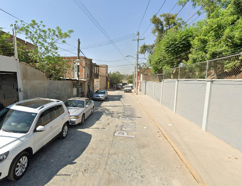 Sk17 Hermosa Casa En Venta, En Excelente Estado Ideal Para Iniciar Tu Patrimonio En La Mejor Zona De Tlaquepaque Jalisco, Pago Accesible En 2 Exhibiciones, Solo Recrsos Propios. No Infonavit