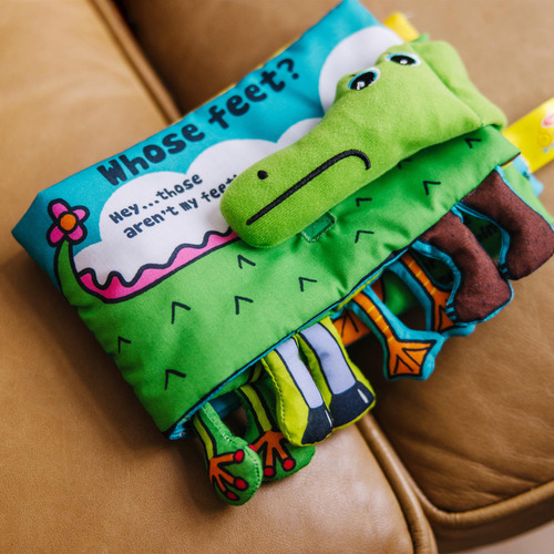Livro Para Bebês Melissa & Doug Soft Activity - Whose Feet?