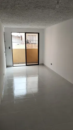 Casa En Venta En Niquia Parte Media. Cod V12670