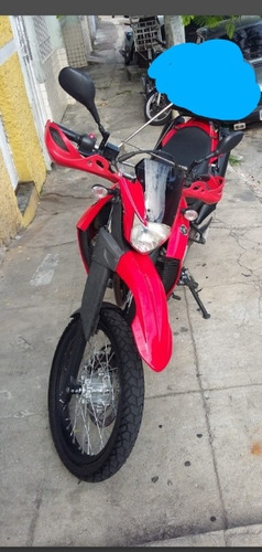 Yamara Xt 660