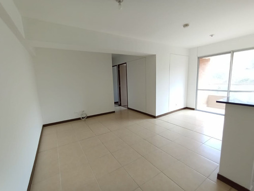 Apartamento En Arriendo Sabaneta Sector Asdesillas