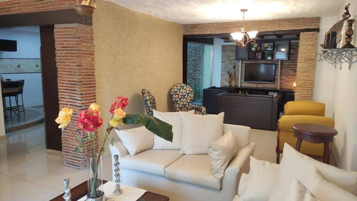 Imagen 1 de 14 de Townhouse En Venta Urb El Rincon Cód 125488