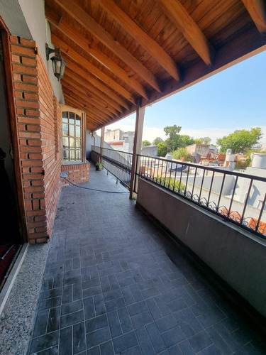 Casa Con Jardín + Parrilla + Garaje En Munro
