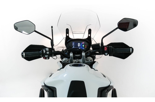Triumph Tiger 800 Xrx