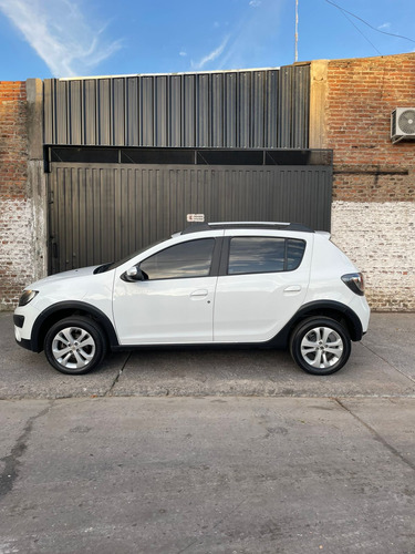 Renault Sandero Stepway 1.6 Privilege 105cv