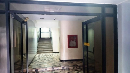 Imagen 10 de 14 de Oficina En Alquiler Chacaito 22-3056 Renta House Los Samanes