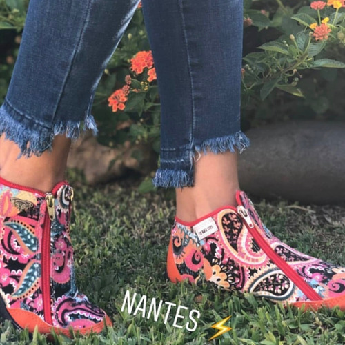 Imagen 5 de 9 de Zapatillas Botita Te Para Tres Diseños Modernos 2 Cierres