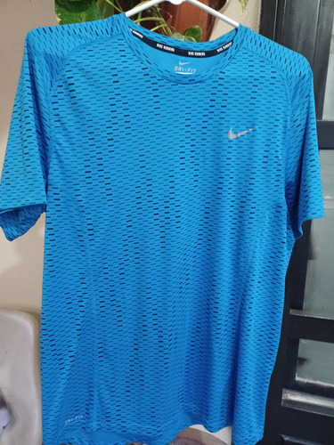 Playera Nike Dri-fit Para Hombre L (Usado)