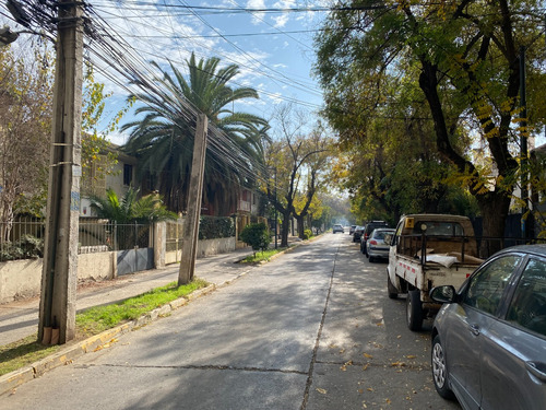 Casa Ley Pereira A Pasos De La Casa De La Cultura De Ñuñoa