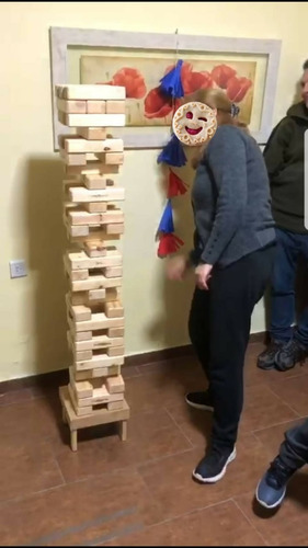Imagen 8 de 11 de Alquiler Metegol Tejo De Aire Pool Jenga Gigante Sapo Dardos