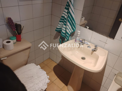 Casa En Venta De 3 Dorm. En La Florida