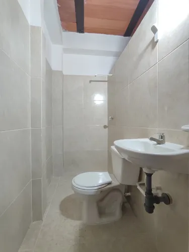 Local En Arriendo En El Contento. Cod A30829